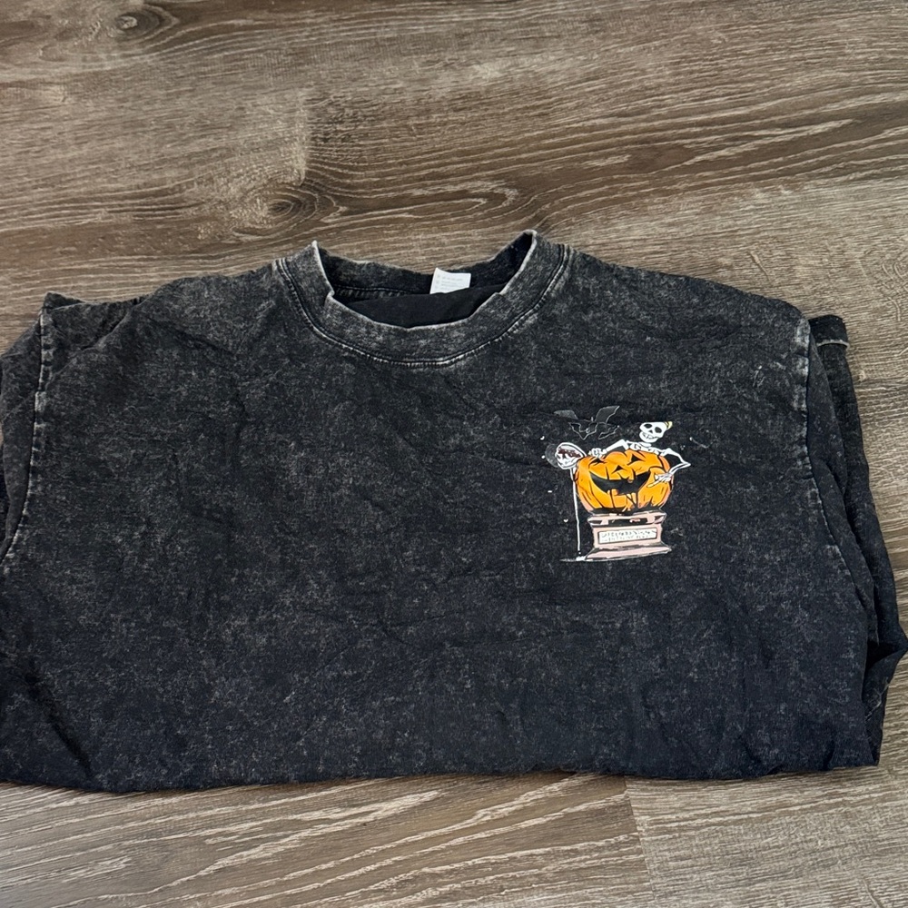 Black Halloween Graphic T-Shirt